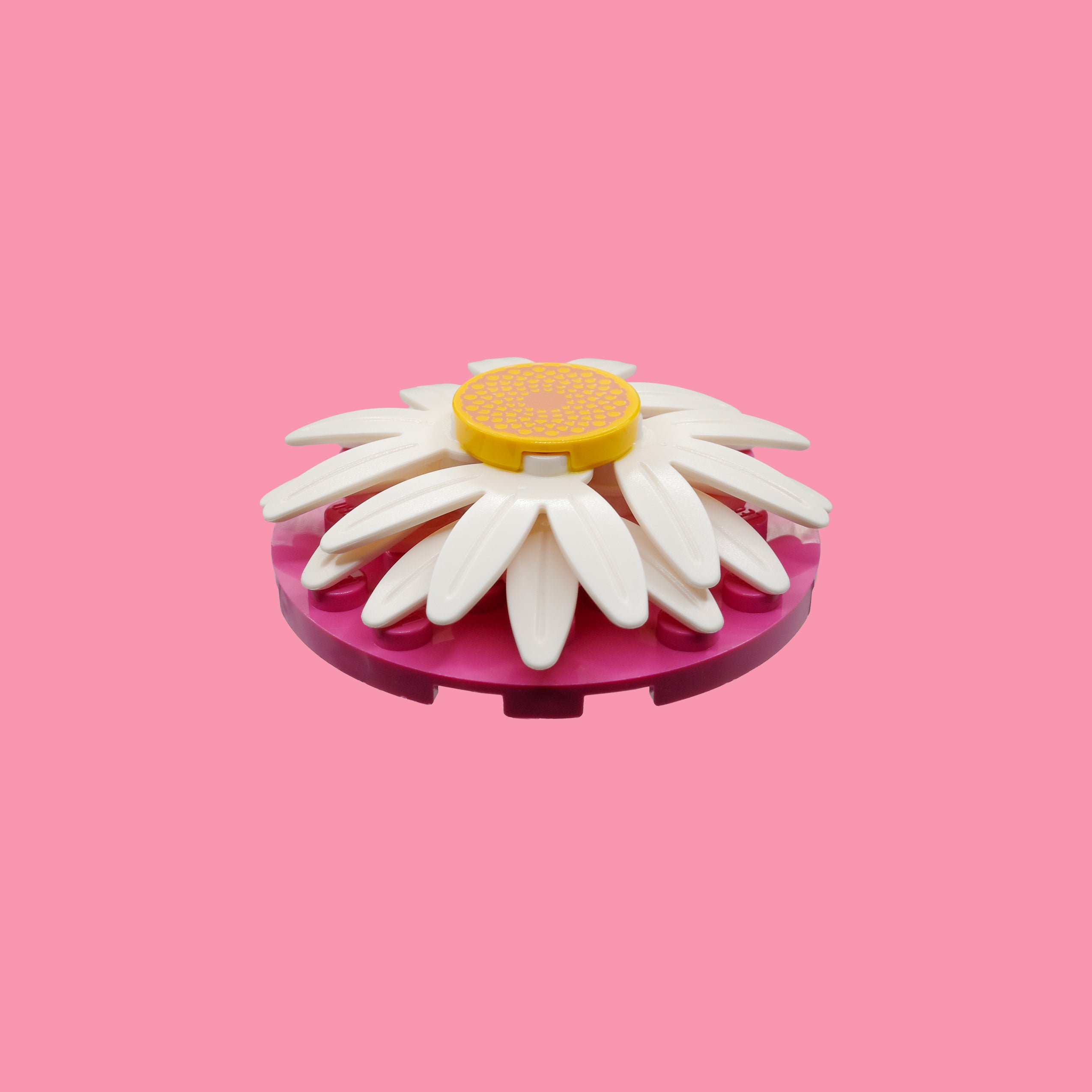 Pink Daisy Badge Reel